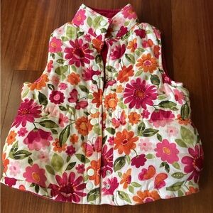Children’s girl vest great condition size S (5-6)